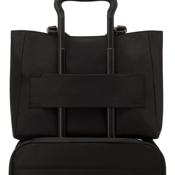 Tumi Voyageur Medium Tote Bag - USED VERY GOOD CONDITION - Picture 7 of 7